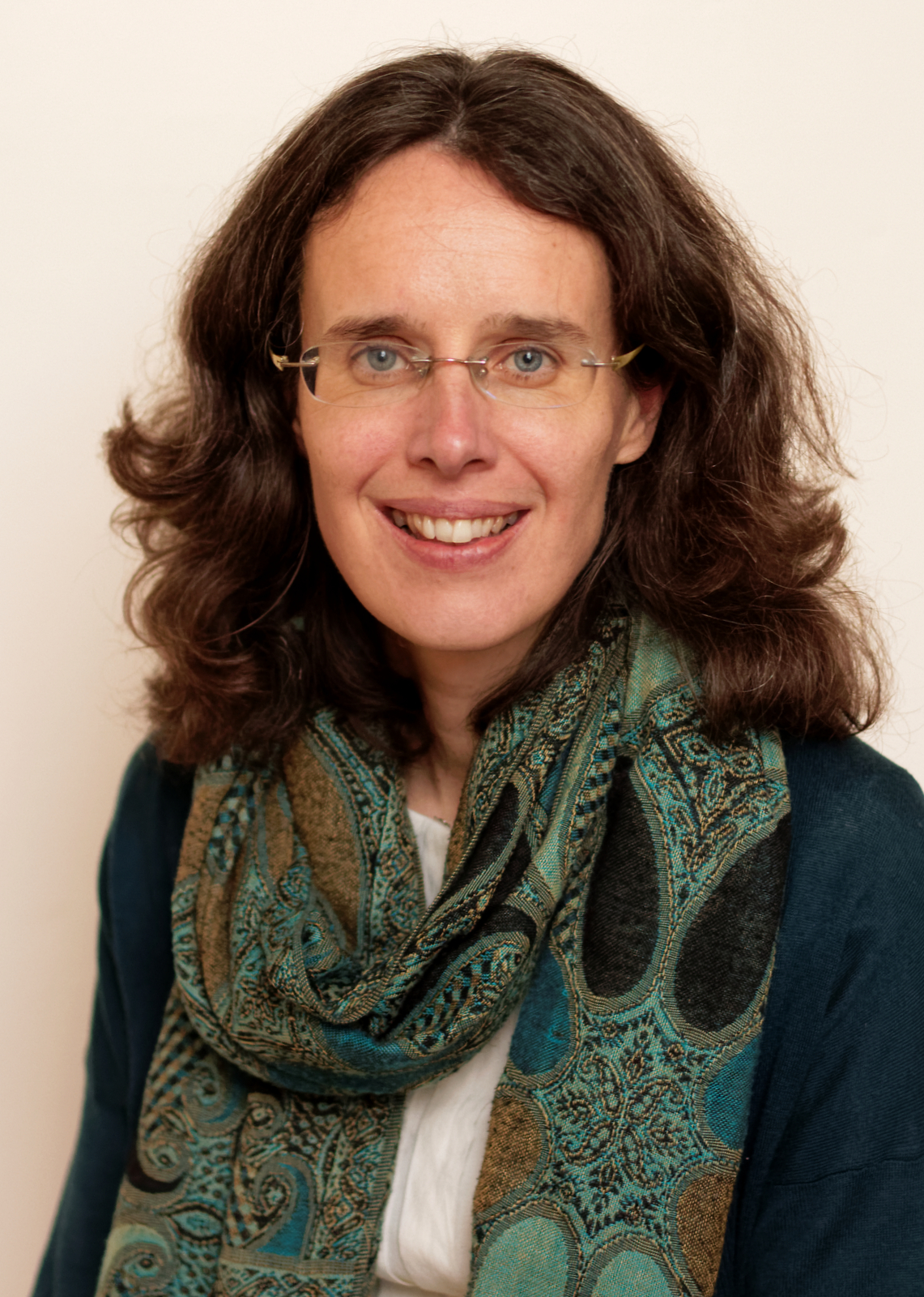 Dr Mary McCaughey